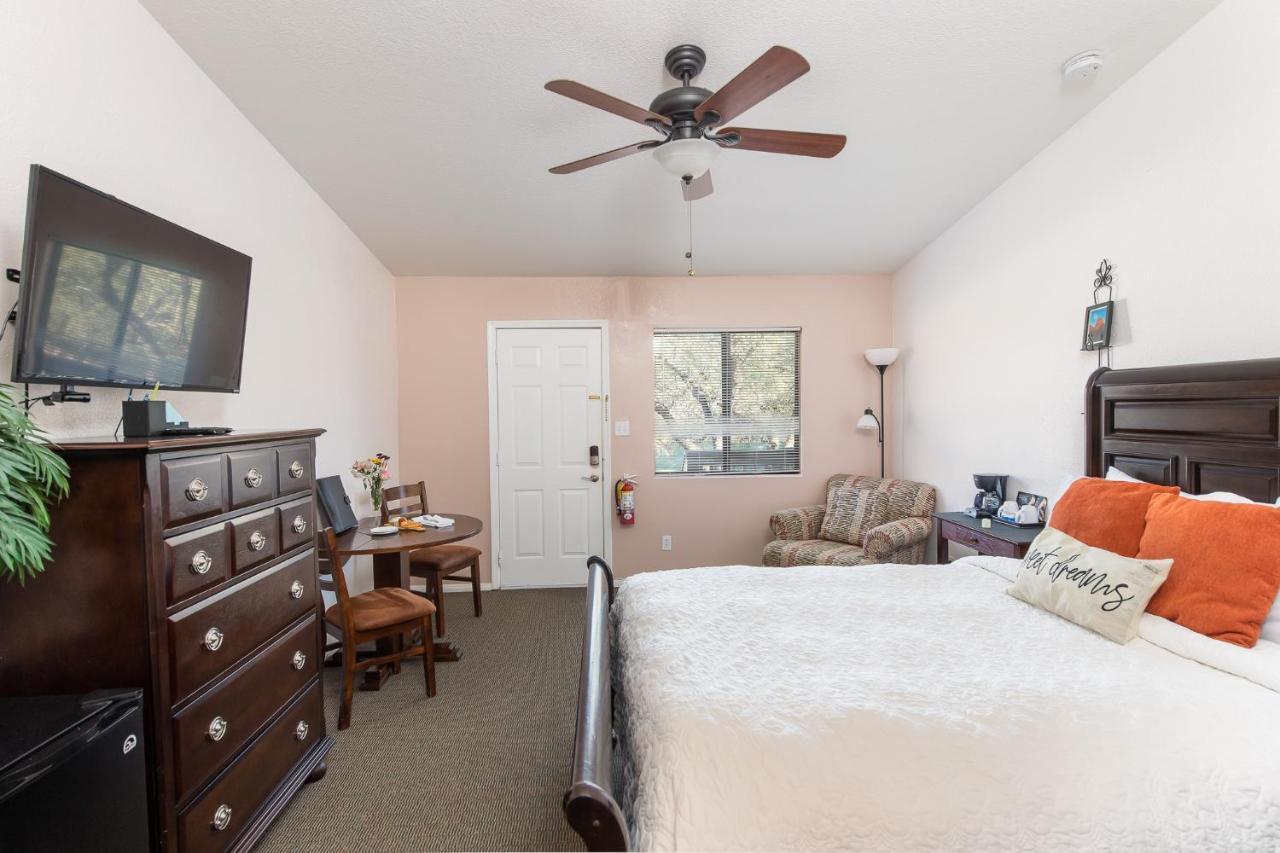 Whispering Creek Bed & Breakfast Sedona Exteriör bild
